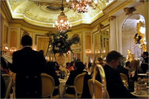 Tea pomeridiano al The Ritz, Londra